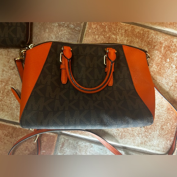 Michael Kors Avril Small TZ Satchel Bag and Wallet - Picture 2 of 8